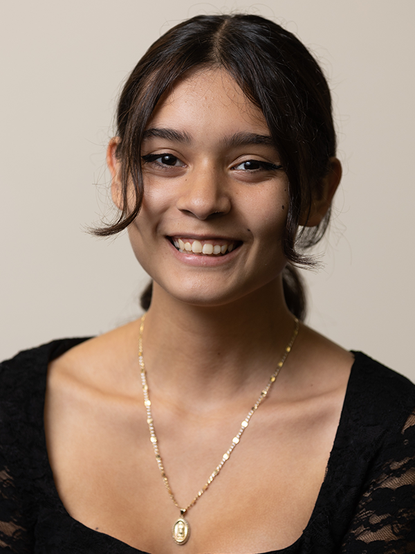 Headshot of Destinee Merino