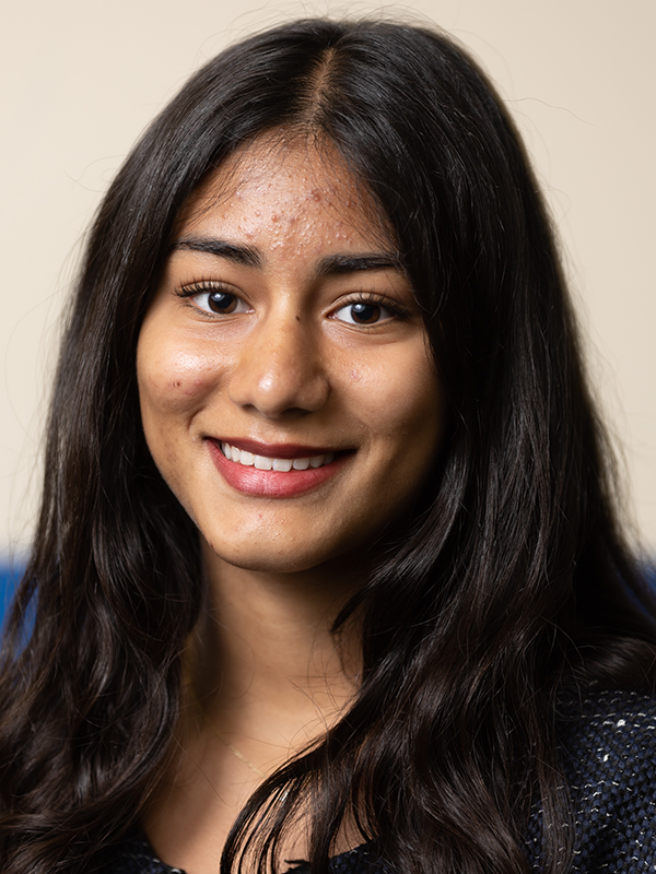 Headshot of Arianna Pimenta