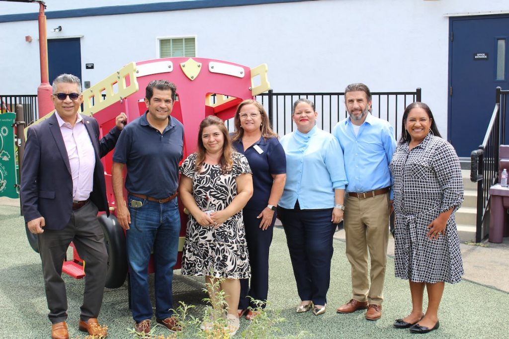 Rep. Gomez posing for a group photo with Head Start leads